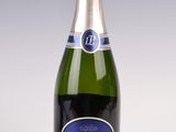 an image of a bottle of champagne with a label on it
