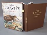 un livre marron avec l'image d'un oiseau dessus