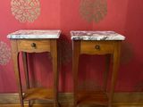 paire de tables de chevet avec plateau en marbre
