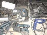 a lot of tools that are laying out on the floor