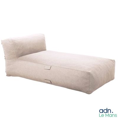 une photo d'un canapé sur lequel est posé un coussin