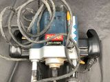 a small machine that is sitting on a table
