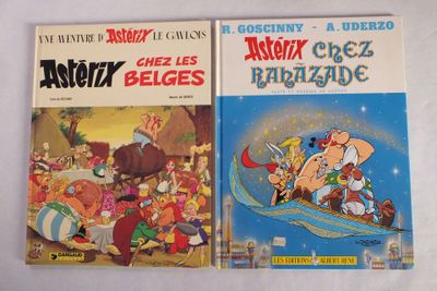 deux livres posés sur une table