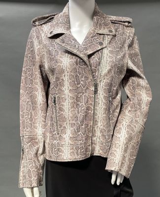 an image of a mannequin mannequin wearing a snake skin jacket