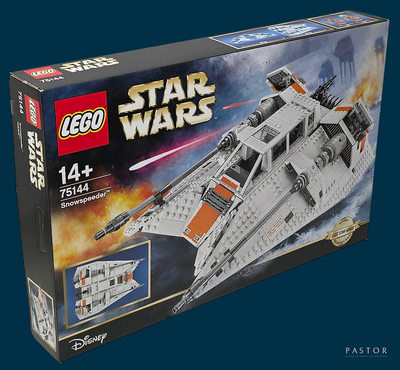 une boîte contenant des sets Lego Star Wars sur fond bleu