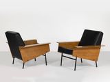 paire de fauteuils danois du milieu du siècle, avec des assises rembourrées en cuir noir