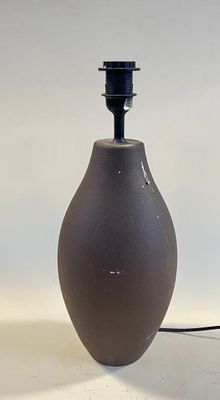 an image of a lamp that is sitting on a table