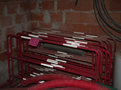 a lot of pipes that are sitting on the floor