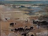 une peinture à l'huile représentant une scène de plage avec des vagues qui viennent s'écraser sur le rivage