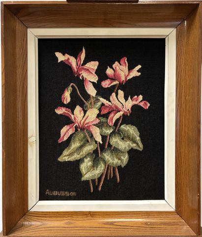 Tapisserie d’Aubusson « Bouquet de fleurs ». Encadrée. 39 X 30 cm