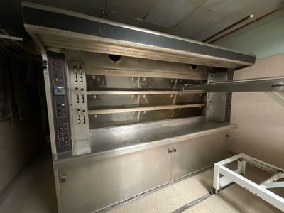 Four 3 soles à fIOUL