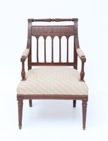 Fauteuil de style Directoire en bois naturel mouluré et scul… (photo 3)