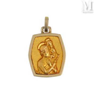 Médaille Médaille en or jaune 18K (750°/°°) figurant Saint C…