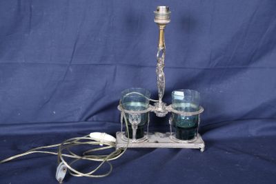 HUILIER VINAIGRIER en métal argenté monté en lampe. H 28 cm