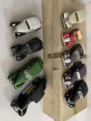 Divers 1/43. Citroën Traction, Bugatti, Berliet De marques E…