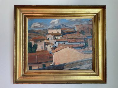 une photo d'un tableau accroché au mur