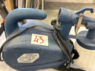 1 centrale de peinture pour murs ADEMAX SGTC800 de 2005, 0,6…