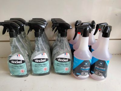 12 bouteilles 750ml désinfectant + 6 bouteilles 1 litre nett…