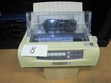 l'image d'une machine posée sur une table