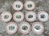 six assiettes roses et blanches ornées d'illustrations représentant des personnes et des animaux