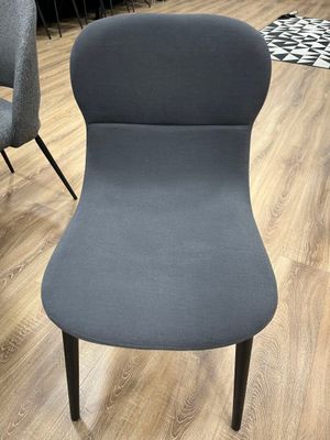 Lot de 6 chaises : 1 paire chaises tissus gris et pieds noir…