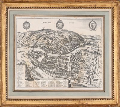 une vieille carte de la ville de Londres dans un cadre doré