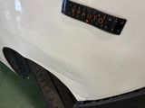 a sticker on the bumper of a car that says vauto