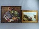 deux tableaux au mur l'un à côté de l'autre