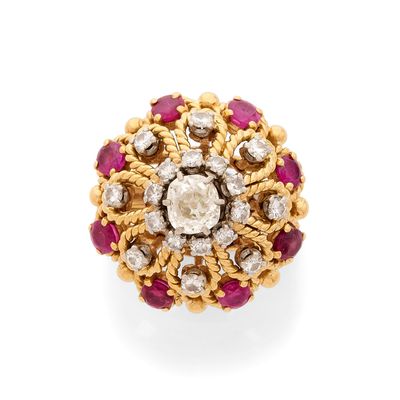une bague en diamant, rubis et or