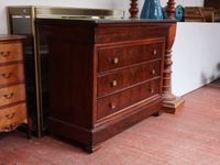 Commode Louis-Philippe à doucine en acajou et placage d'acaj… (photo 2)