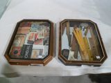 deux boîtes en bois contenant différents types d'objets