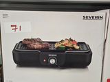 une boîte sur laquelle figure l'image d'un steak accompagné de légumes