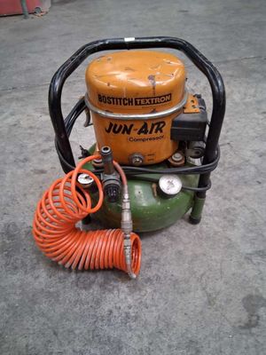 Compresseur VOSTITCH TEXTRON JUN AIR avec raccord