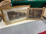 deux photos encadrées représentant des chevaux, exposées dans une pièce