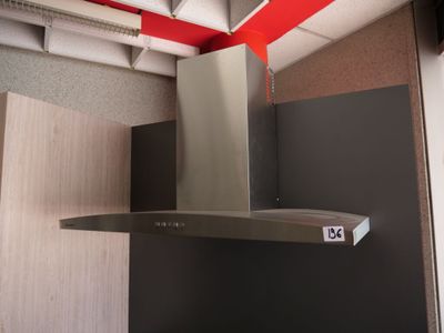 1 Hotte 90 CM Sauter Sans Reference Apparente