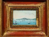 une peinture à l'huile représentant une vue d'un port avec des bateaux sur l'eau
