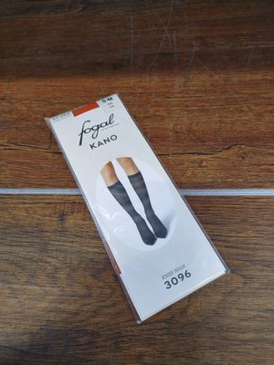 Lot de 70 paires de mi-bas de la marque FOGAL (produit de tr…