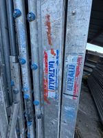 lot de 3 échafaudages roulants : 2 COMABI + 1 ULTRALU (photo 3)
