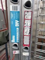 Une échelle double de 3m dépliée, ABRU (photo 2)