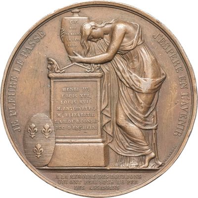 médaille de bronze représentant une femme versant de l'eau dans une cruche