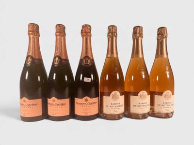 six bouteilles de champagne sont alignées