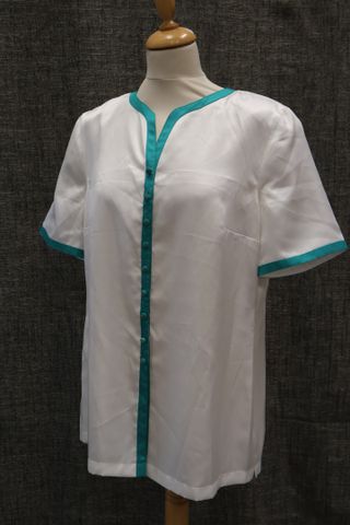 Louis FERAUD Set   Blouse petites manches et contours vert, petit...