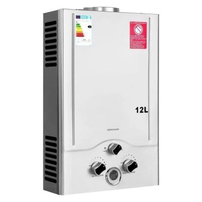 un chauffe-eau à accumulation blanc sur fond blanc