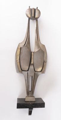 Jean-Pierre PERUSSET (1927-1973), Le hibou, fer forgé poli, …