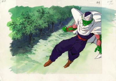 Gohan, de Dragon Ball, volant dans les airs, un couteau à la main