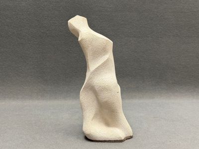 Sculpture en pierre reconstituée taillée: