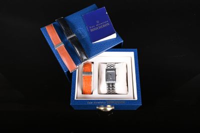 une boîte bleue contenant un téléphone portable