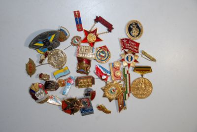 Lot De 20 Insignes Spatiaux Soviétiques Vintage URSS - Fusées, Union