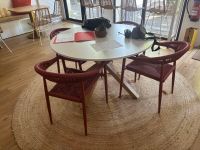 7 chaises en résine tressée imitation osier piètement métal … (photo 4)