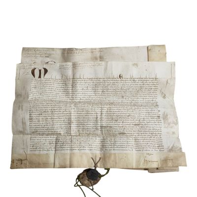 un vieux papier sur lequel est dessiné un oiseau et un morceau de papier par terre